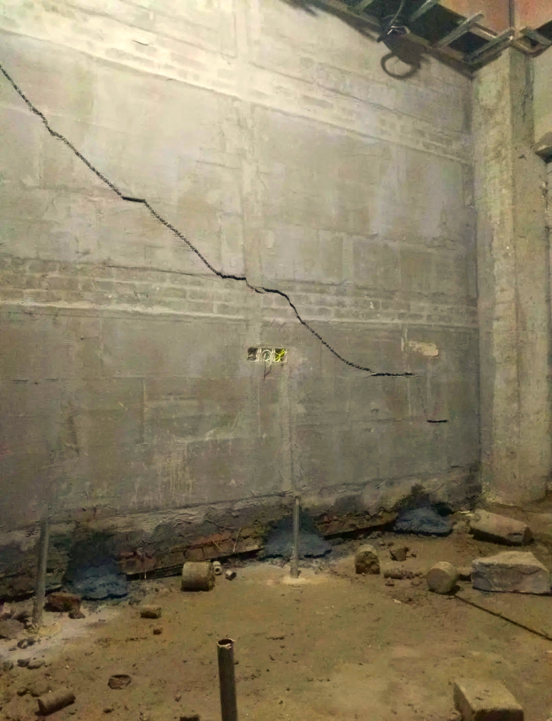 三门峡陕县房屋下沉加固